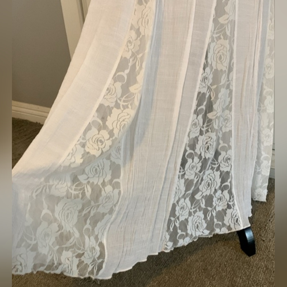 Guaze & Lace White Maxi Dress Smocked Bodice, Size Medium - Picture 3 of 5